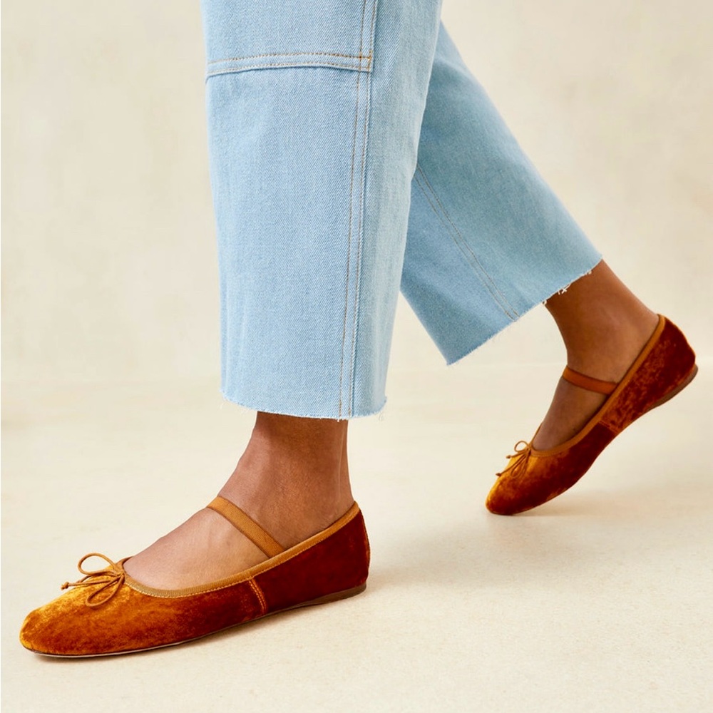 Loeffler Randall Leonie Ochre Ballet Flats. Size 10